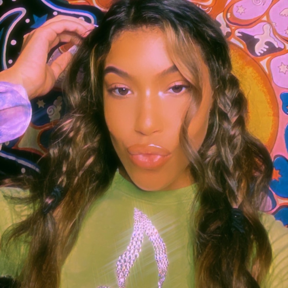 Meet your Posher, Melanie